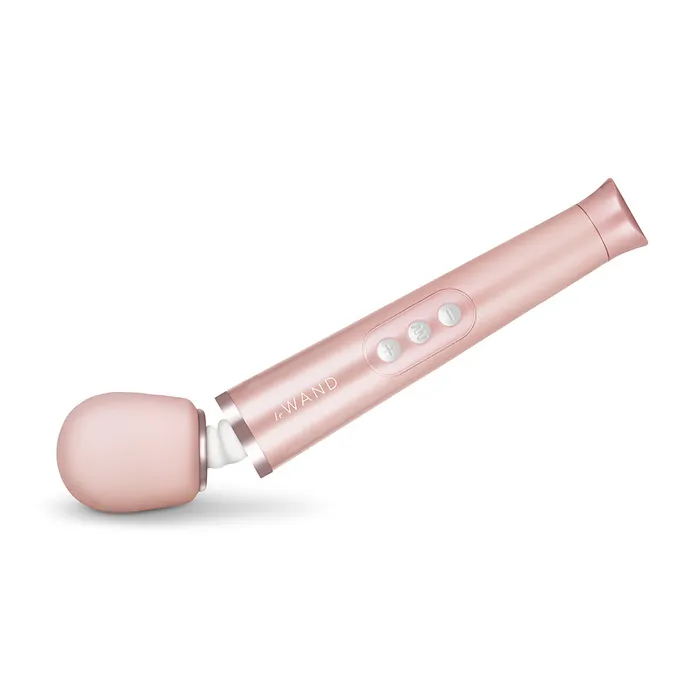 Le Wand Petite Entrenue Vibrators