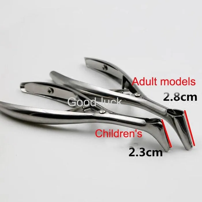 ShhhOb Dildos Nostril speculum stainless steel for BDSM and medical fetish