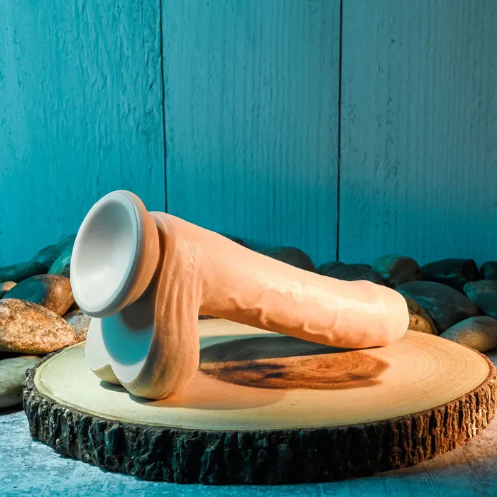 ShhhWndsr Evolved PEEK A BOO VIBRATING DILDO LIGHT Vibrators ShhhWndsr Evolved PEEK A BOO VIBRATING DILDO LIGHT Vibrators