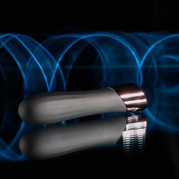 ShhhWndsr Vibrators Evolved BACK IN ShhhWndsr Vibrators Evolved BACK IN